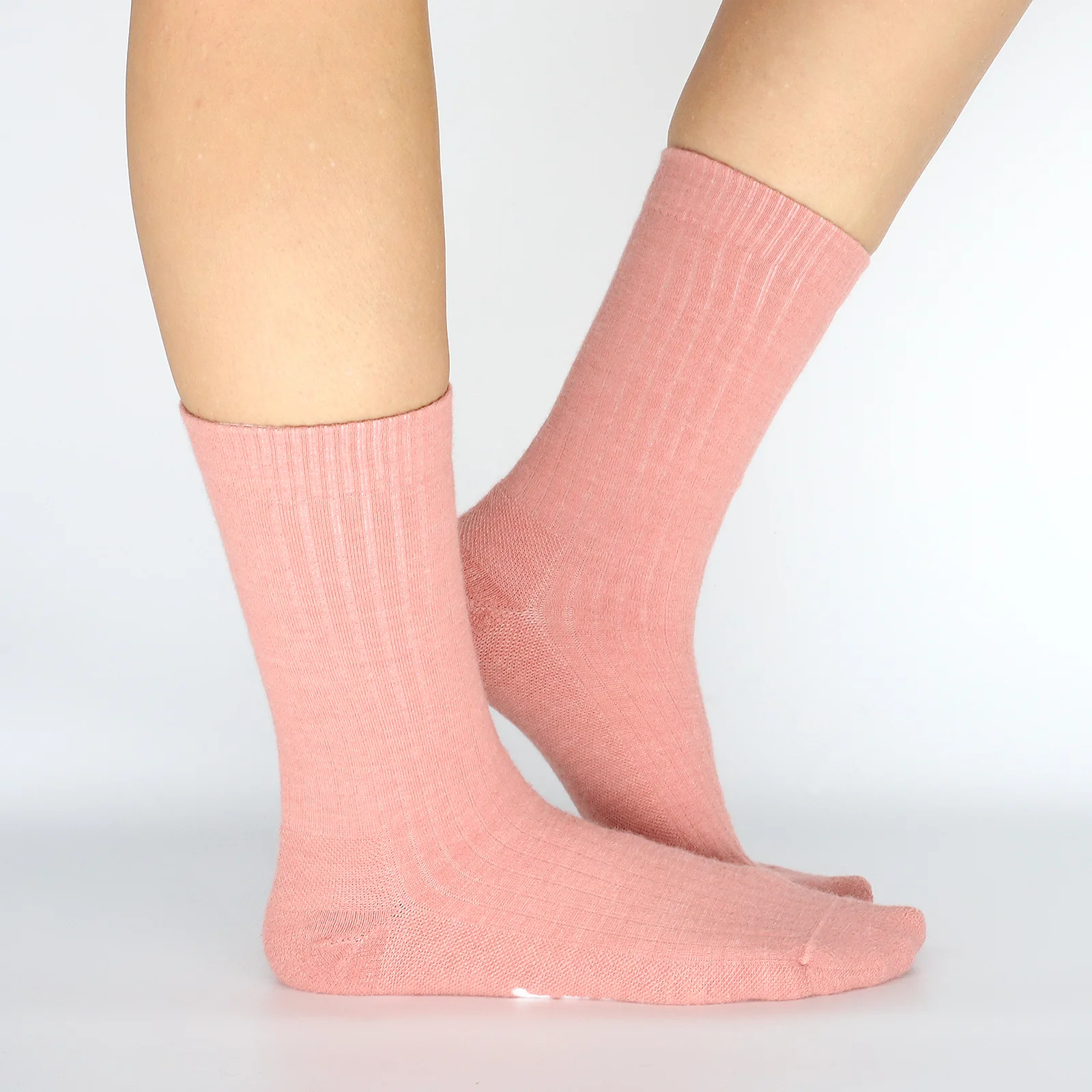 3 Pack - Women's Light-Weight Crew Pacas Socks - Image 138