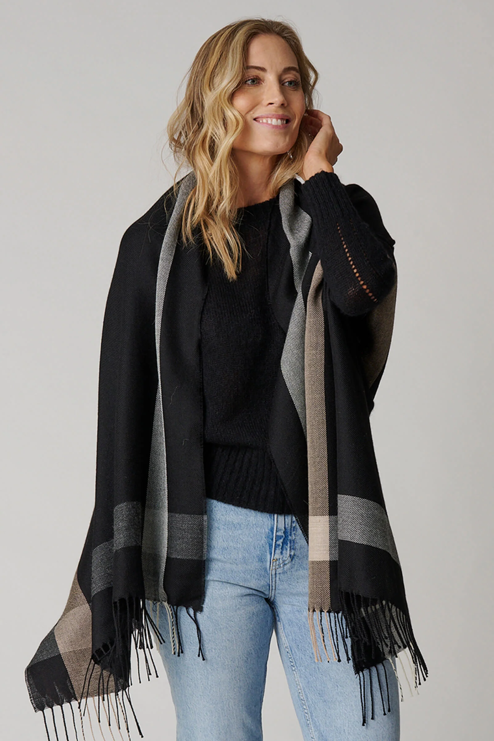 Shawls - Image 4