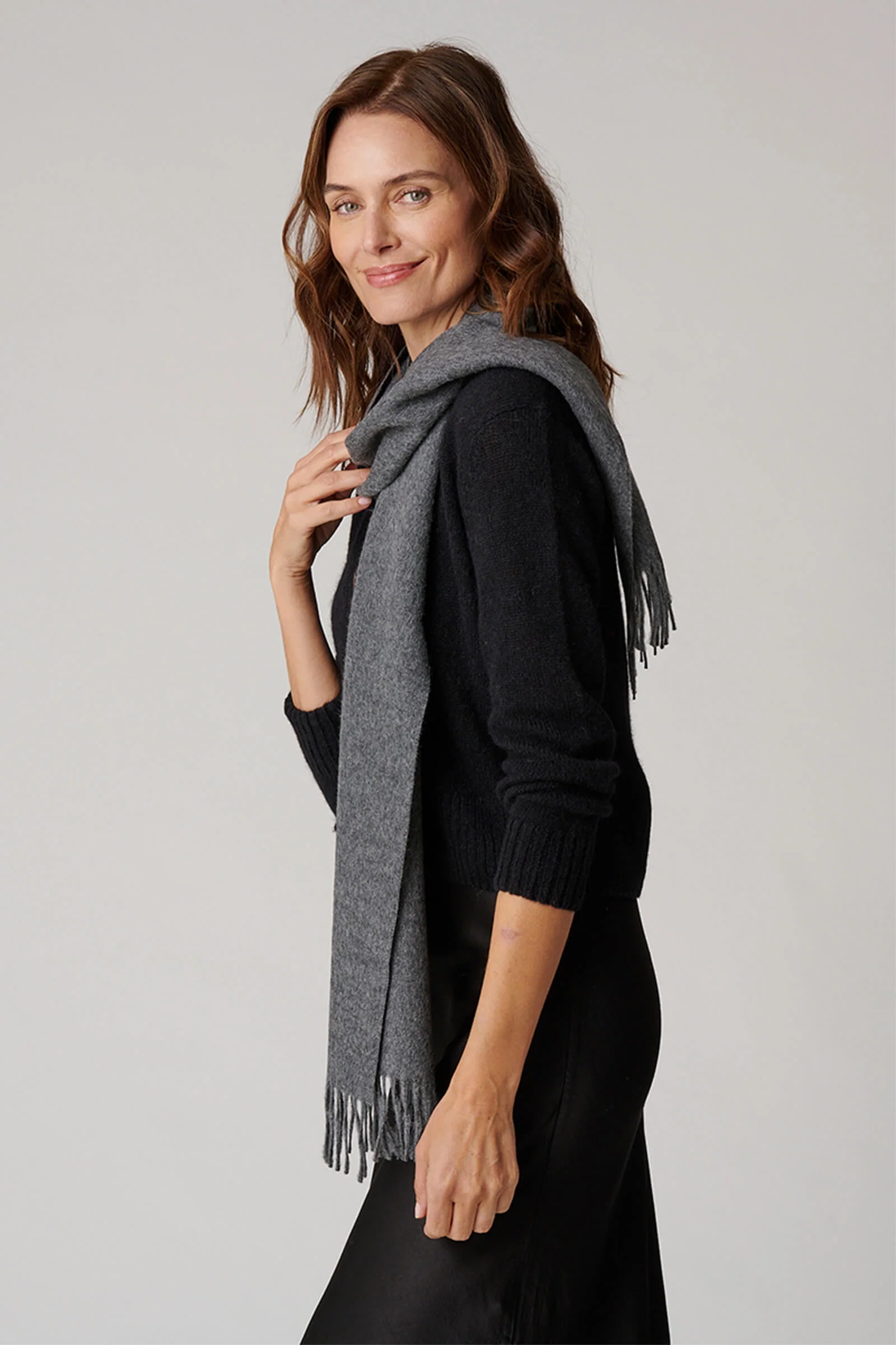 Women's Solid Scarf - Image 12