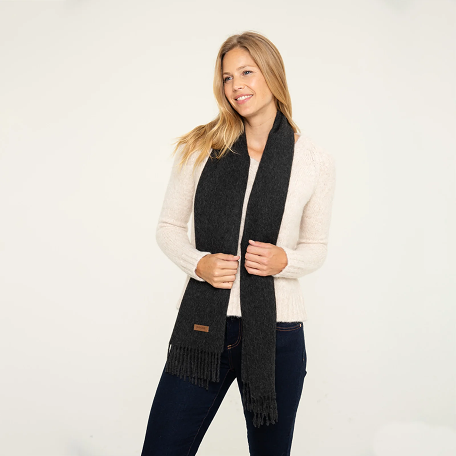 Women's Solid Scarf - Image 17