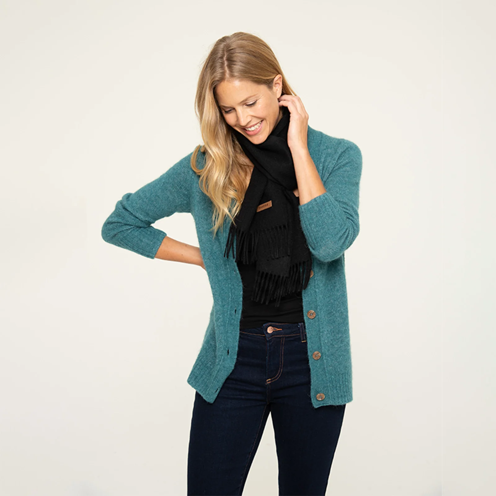 Women's Solid Scarf - Image 19