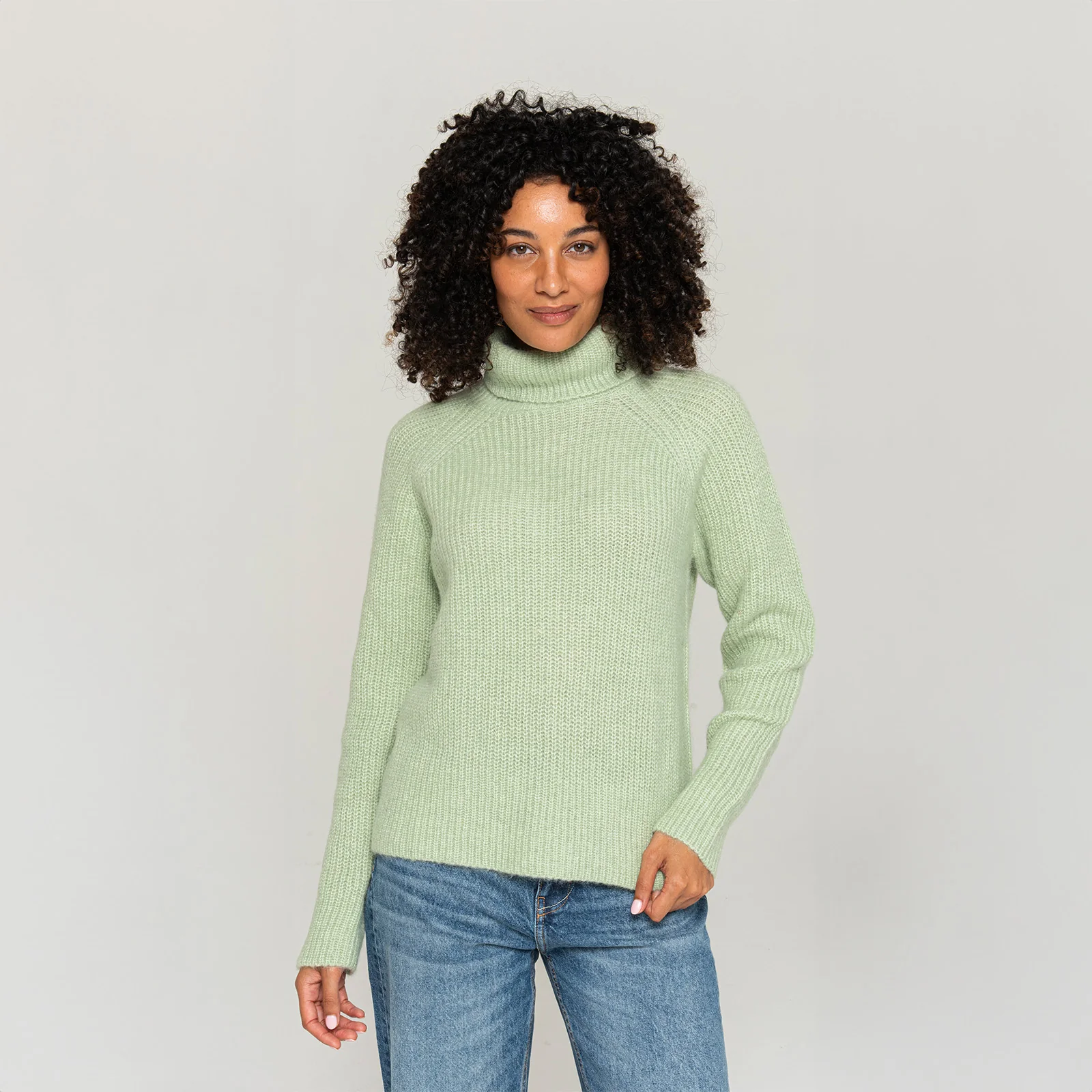 Women's Ribbed Turtleneck Sweater - Image 5