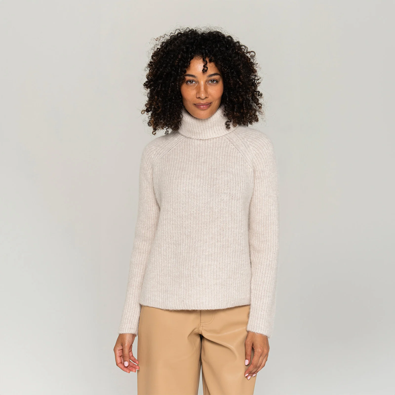 Women's Ribbed Turtleneck Sweater - Image 6