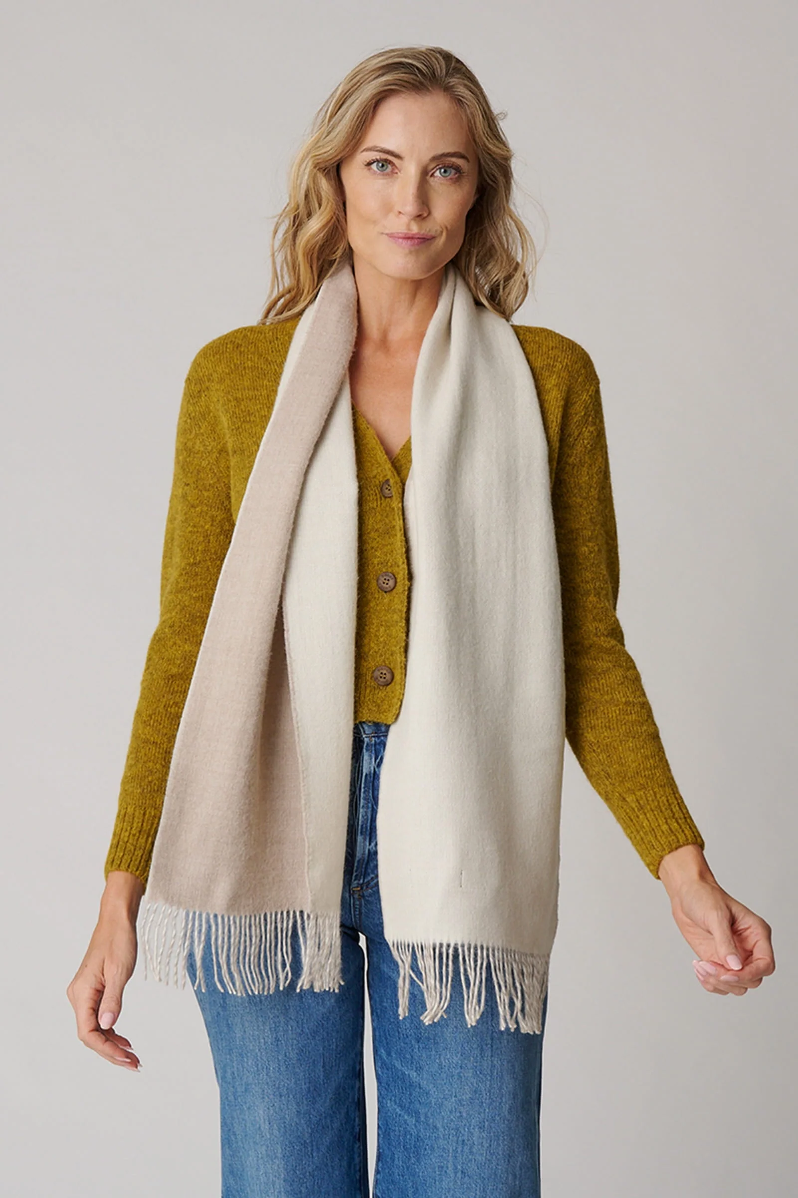 Women's Plaid Scarf - Image 5